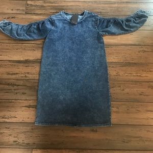 Casual dress, lightweight, could be coverup too!